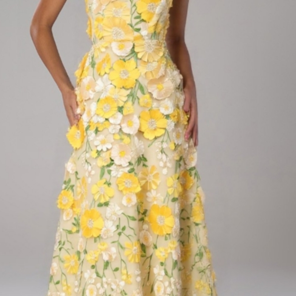 AW Bridal: 3D Yellow Floral Dress with halter style size 16, worn once. - Picture 6 of 6